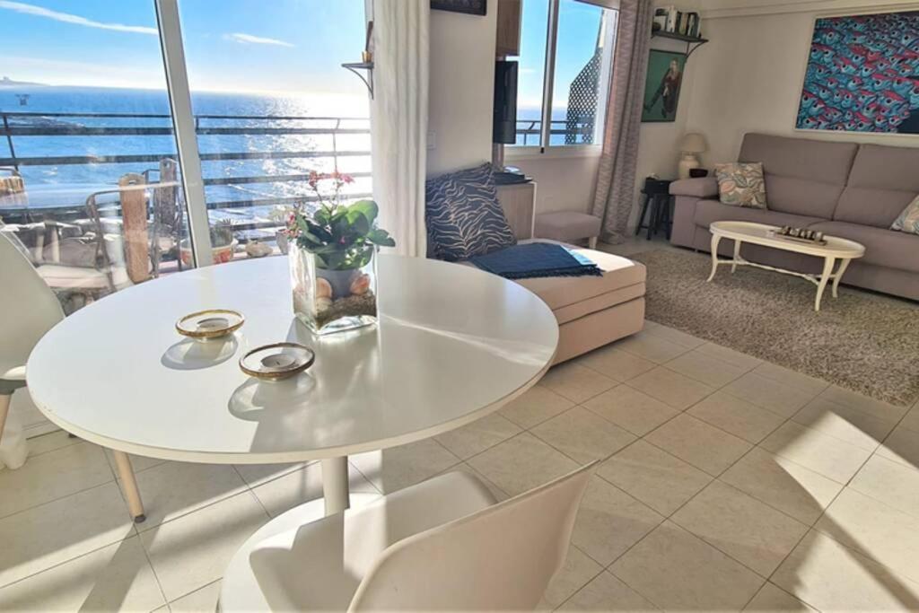 Apartamento Lujoso Y Moderno Vistas Panoramicas Al Mar Marbella Exterior photo