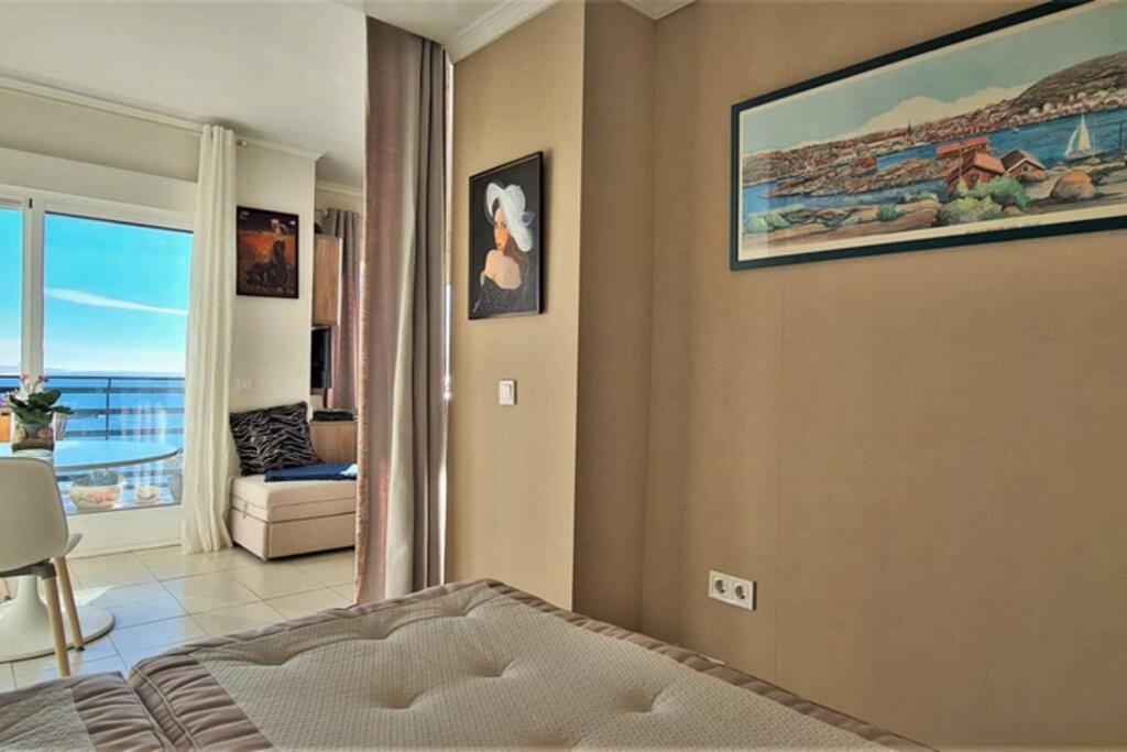 Apartamento Lujoso Y Moderno Vistas Panoramicas Al Mar Marbella Exterior photo