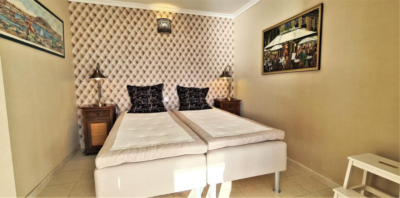 Apartamento Lujoso Y Moderno Vistas Panoramicas Al Mar Marbella Exterior photo